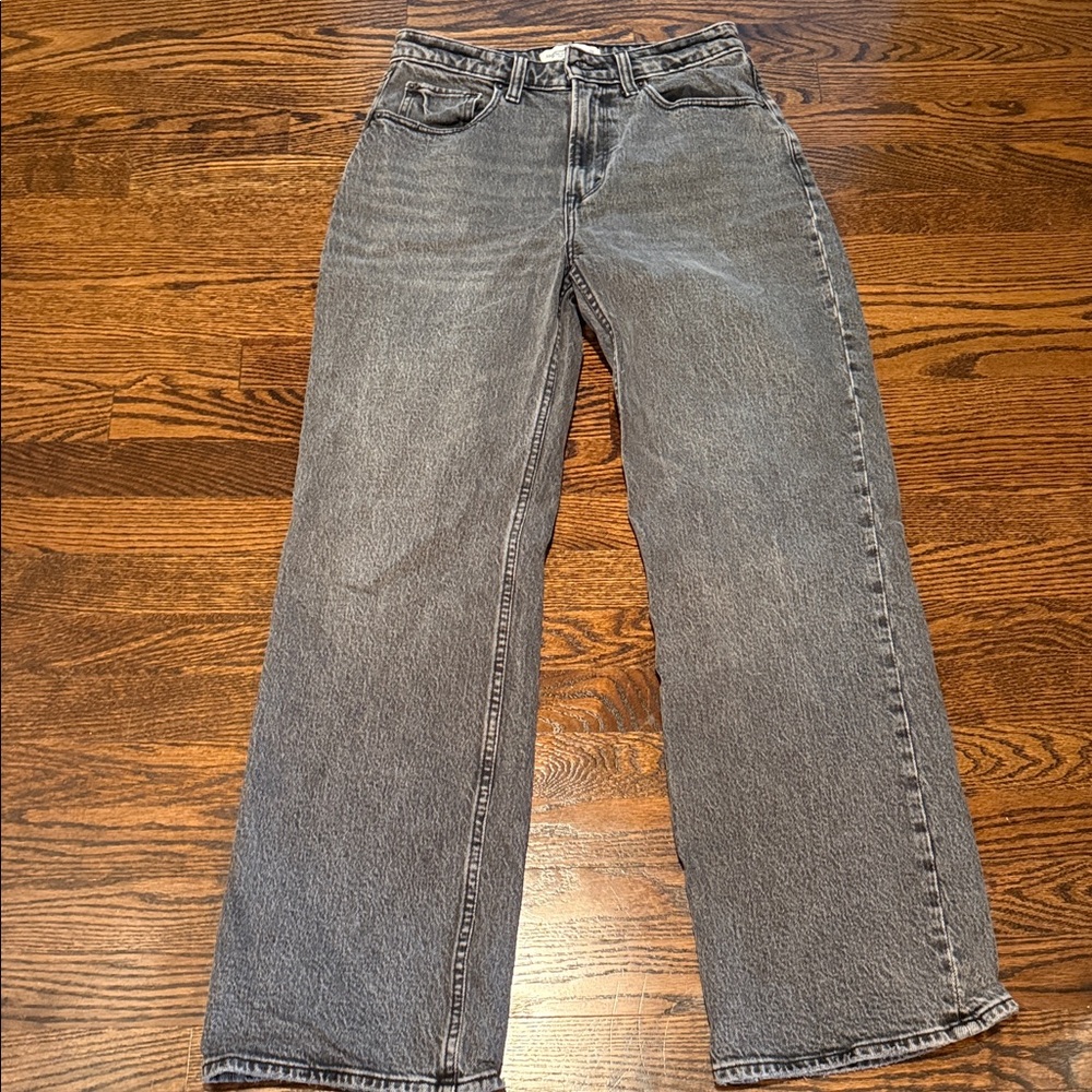 Abercrombie & Fitch the 90’s relaxed Jean high rise